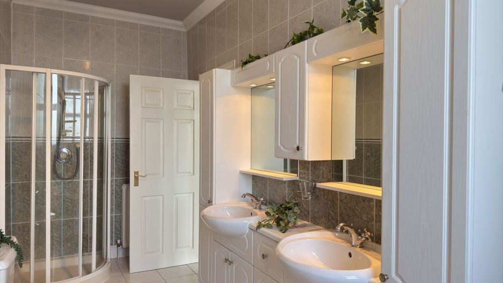 Additional image 14 of 3 bed flat for saleApt. 21 The Fountains, Ballure Promenade, Ramsey IM8