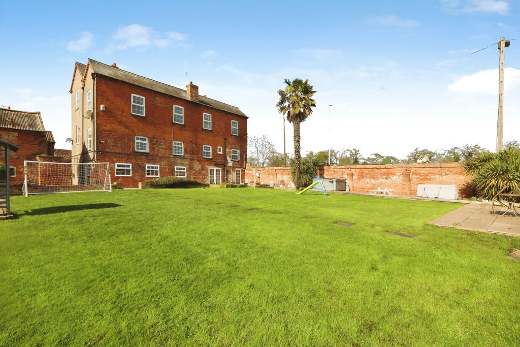 Additional image 30 of 7 bed detached house for sale94, Welham Road, Retford DN22