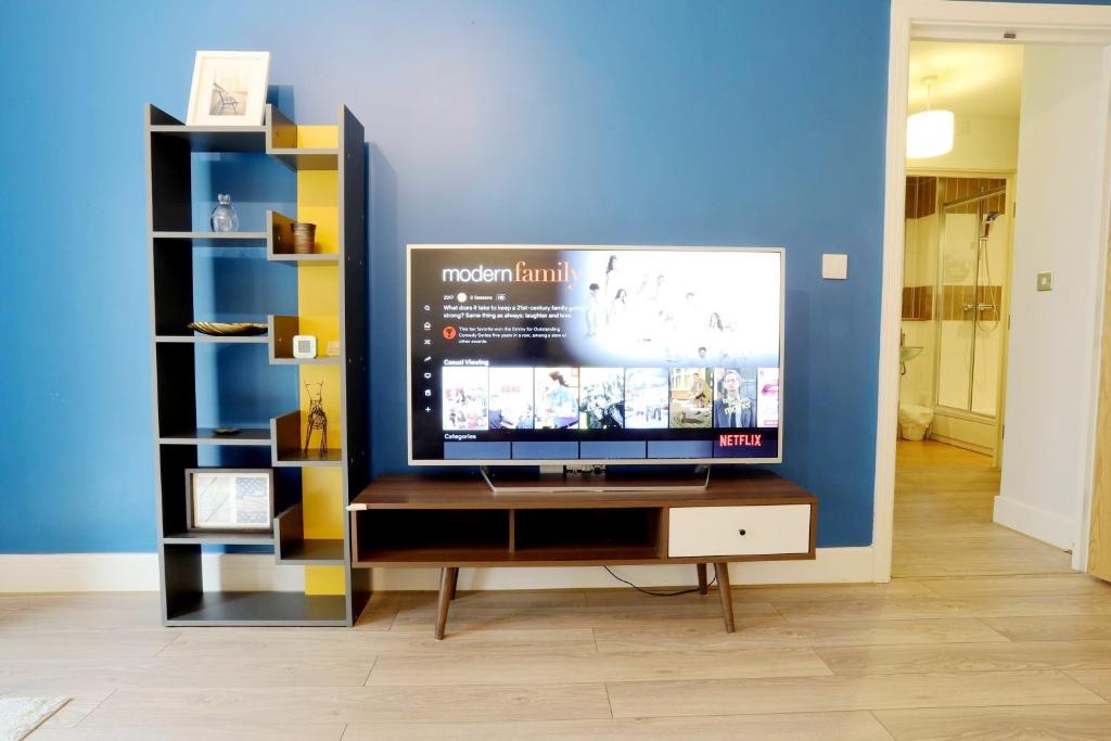 Additional image 8 of 2 Bed Flat, Upper Marshall Street, B1, N1 7GU