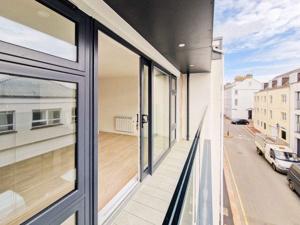 Additional image 14 of 2 bed flat for sale7 Crahamel House, St Helier JE2
