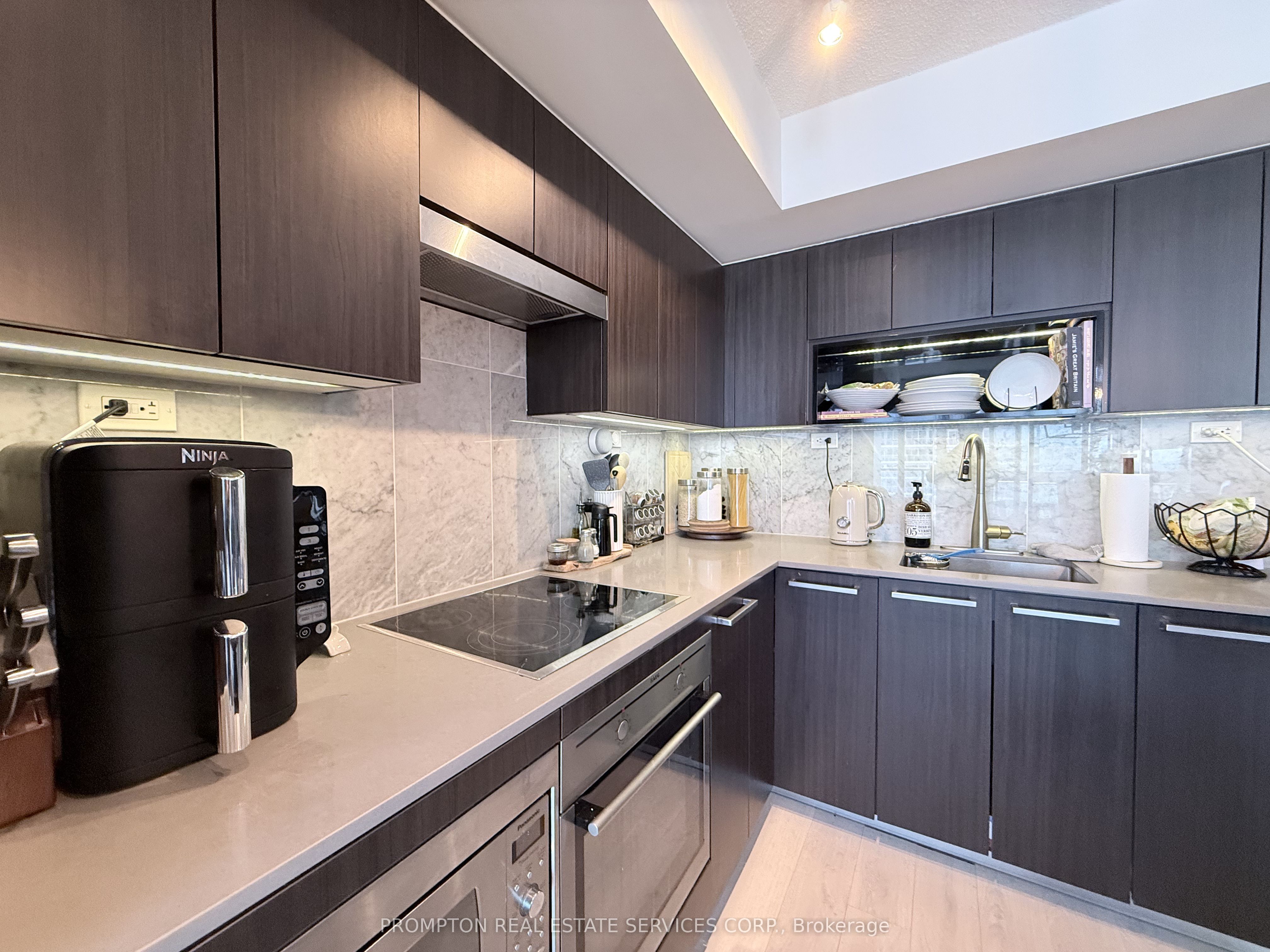 Additional image 2 of 2815-70 Queens Wharf Road, Toronto, ON, M5V 0J2