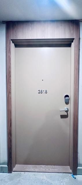 2818-1 Quarrington Lane, Toronto, ON, M3C 0S4