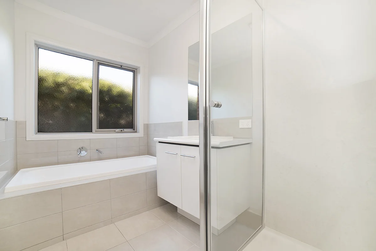 Additional image 10 of 7 School Court, Hamilton VIC 3300