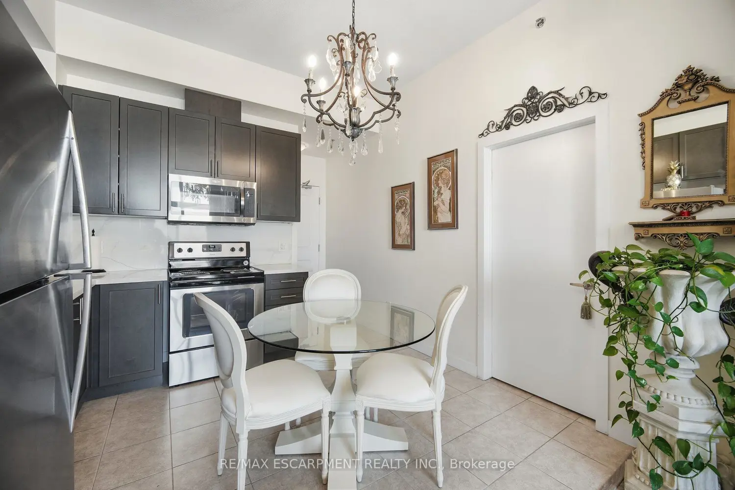 Additional image 7 of 2486 Old Bronte Road Ph #811