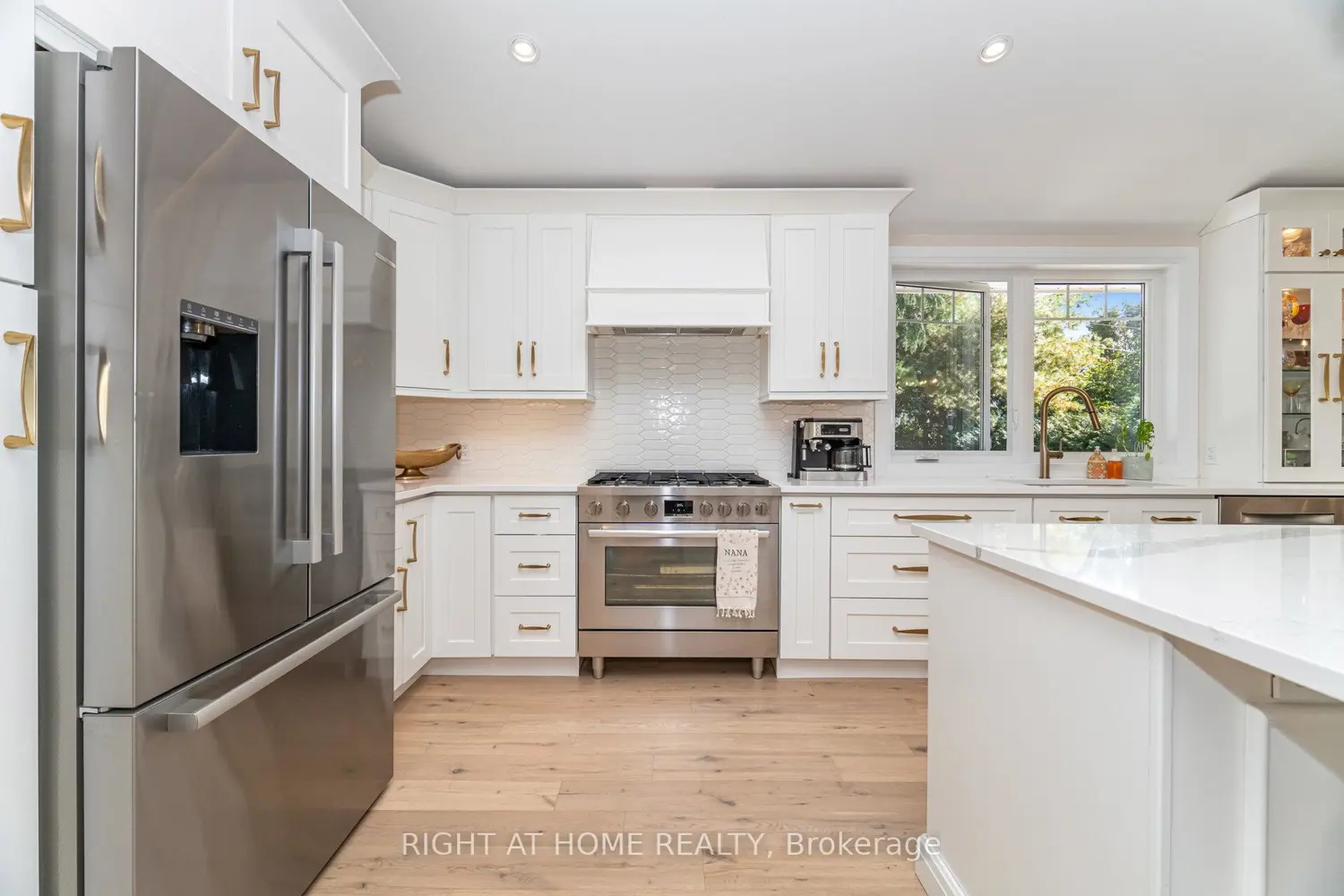 Additional image 8 of 5188 Cherryhill Crescent