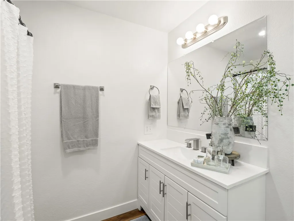 Additional image 75 of 4785 E Washington Ave, Fresno, CA 93702