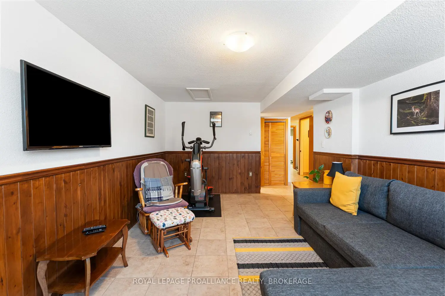 Additional image 17 of 812 Hillside Drive