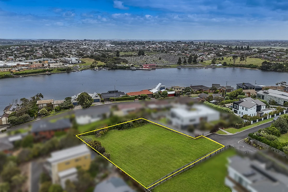 Additional image 6 of 4/30 Riverview Terrace, Warrnambool VIC 3280