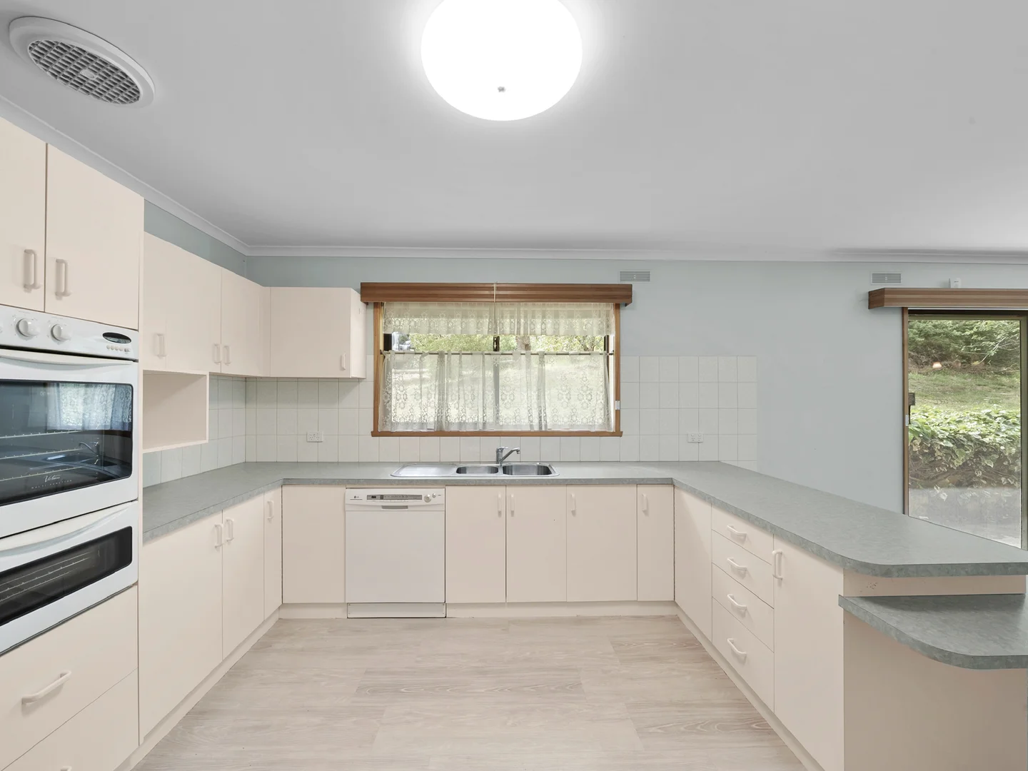 Additional image 8 of 50 Halls Road, Myrtleford VIC 3737