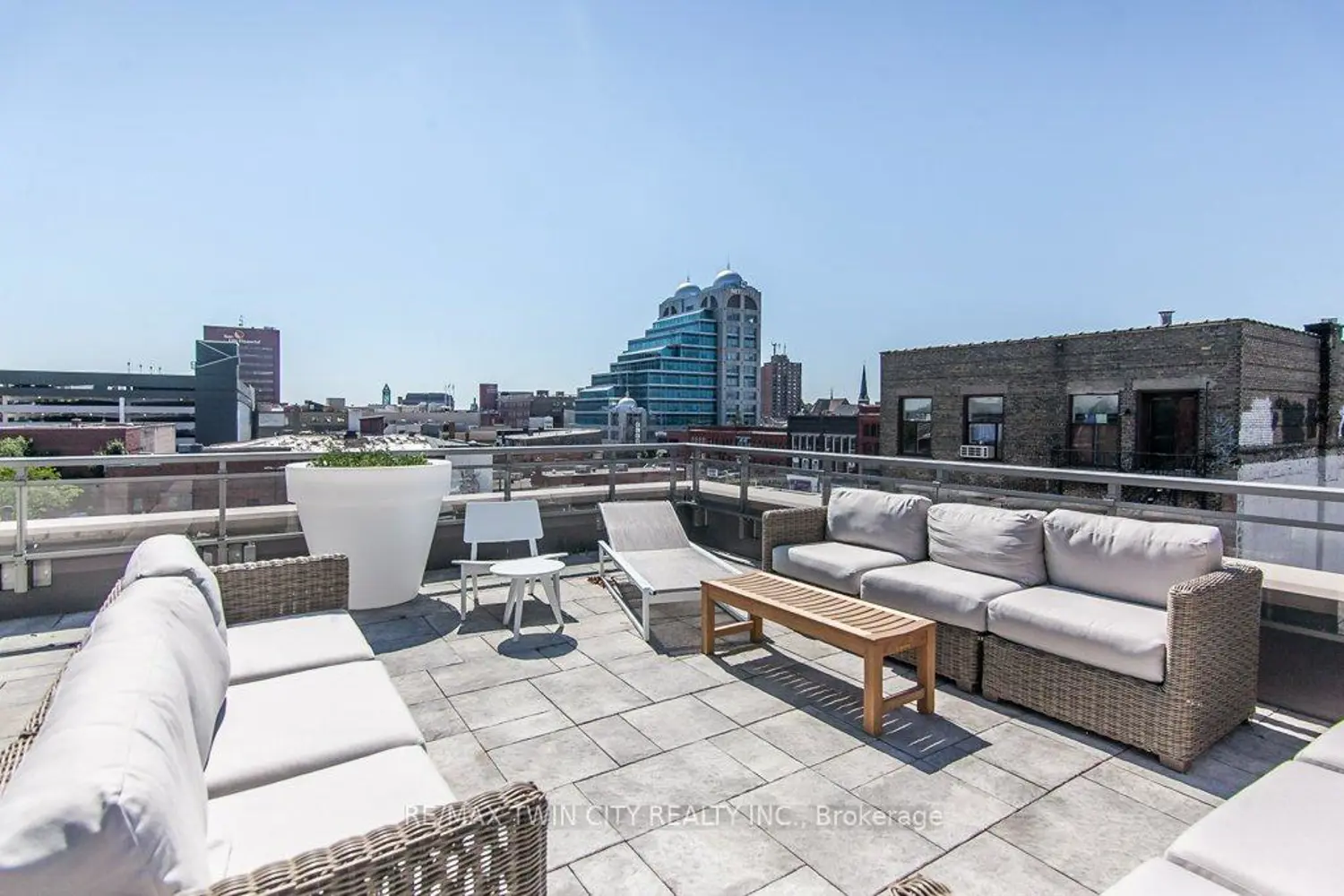 Additional image 19 of 85 Duke Street 402