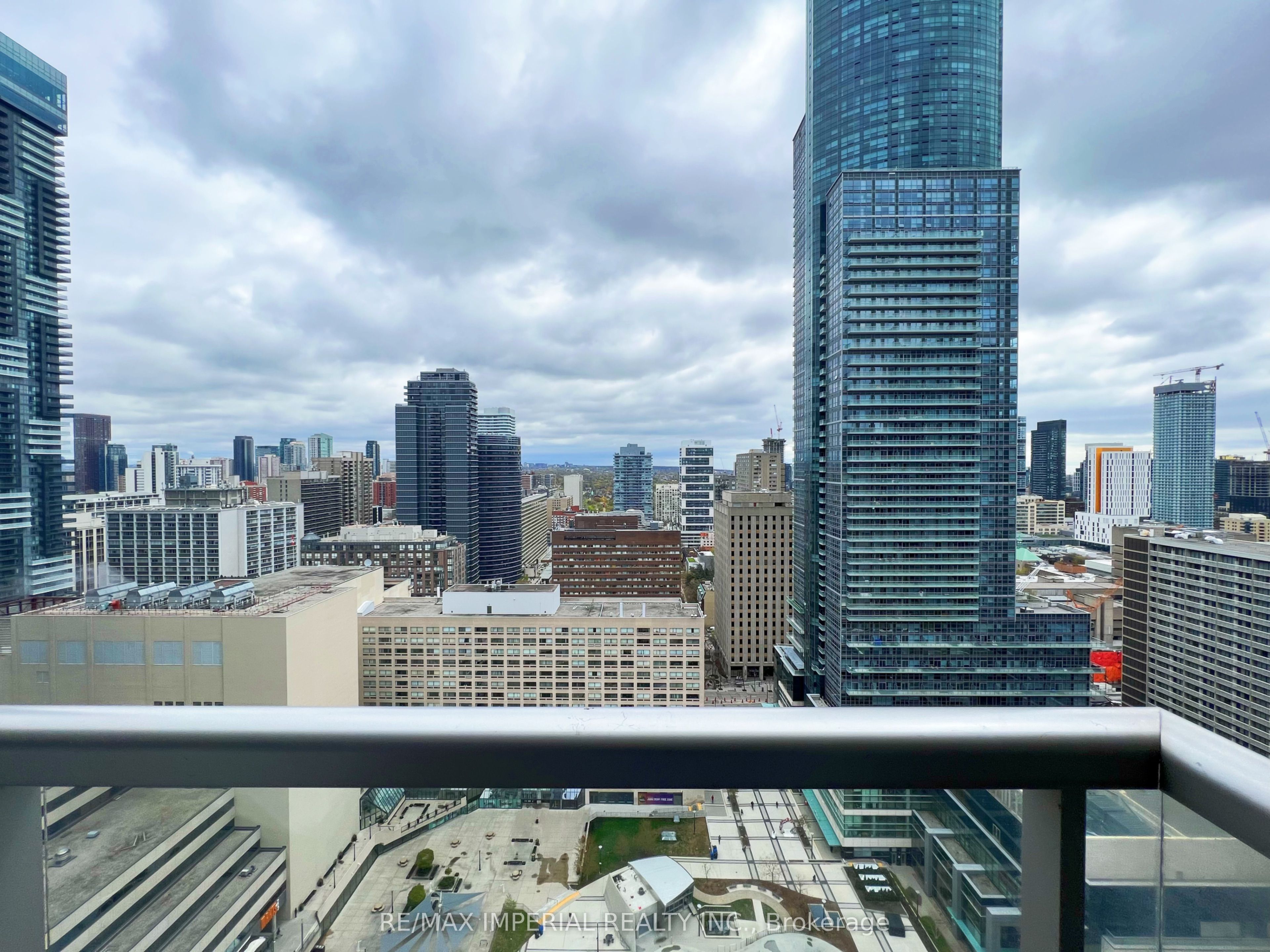 3003-761 Bay Street, Toronto, ON, M5G 2R2