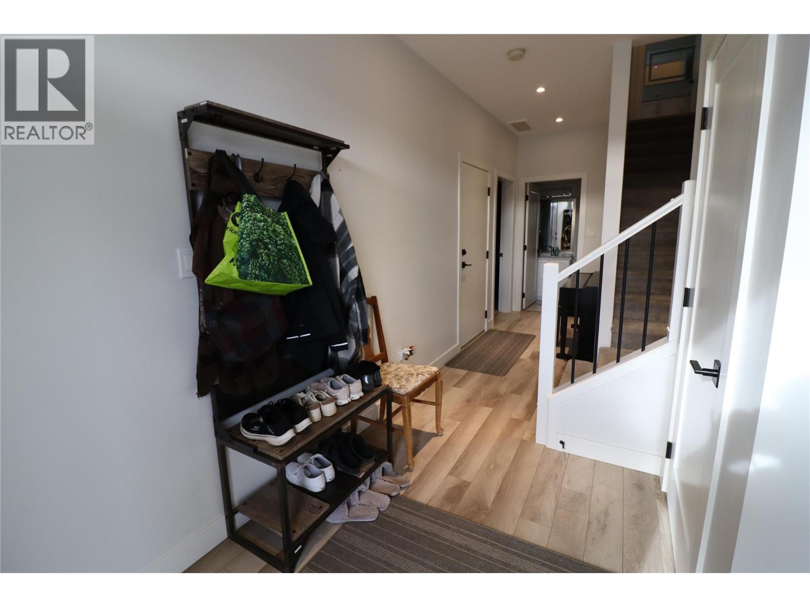 Additional image 2 of 118 River Gate Drive, Kamloops, BC, V2H0E4