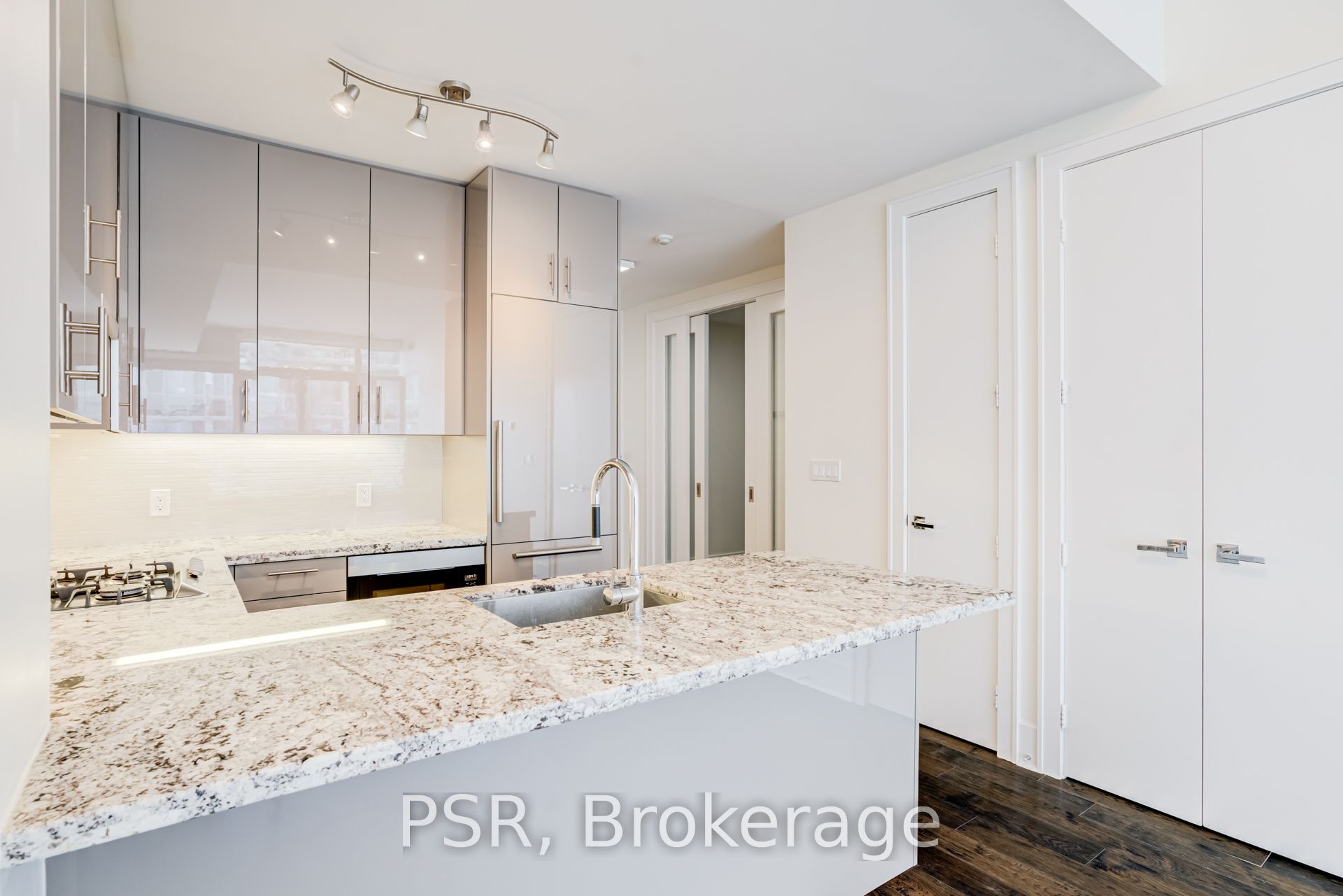 Additional image 3 of 408-29 Queens Quay E, Toronto, ON, M5E 0A4