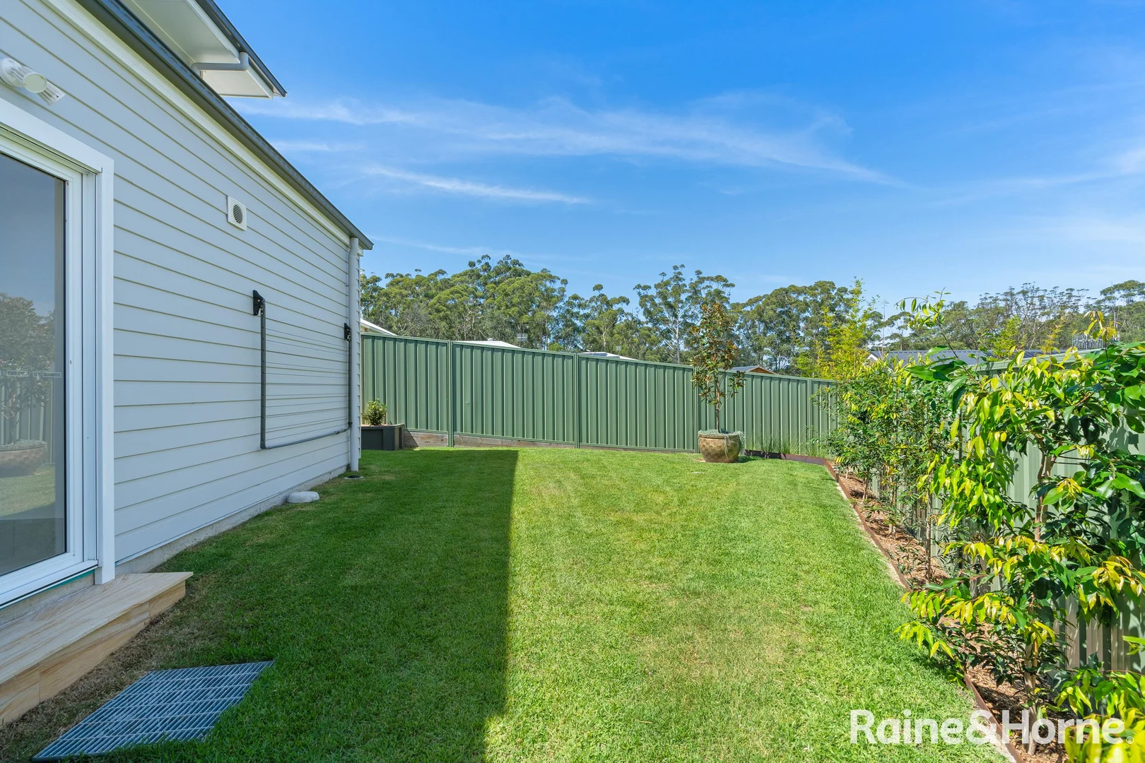 Additional image 17 of 4 Brookwater Crescent, Mollymook Beach NSW 2539