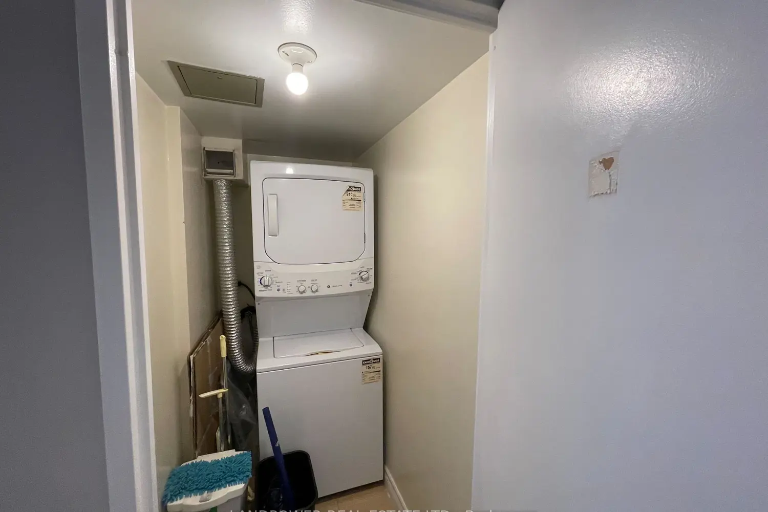 Additional image 13 of 633 Bay Street 1222