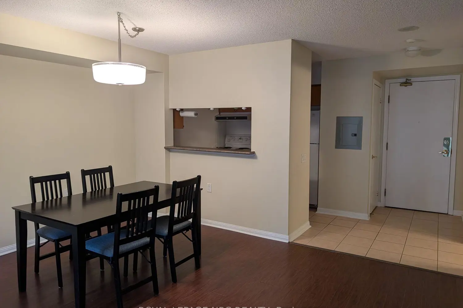 Additional image 9 of 650 Lawrence Avenue 223