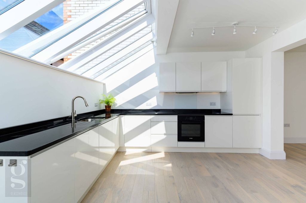 Additional image 2 of 3 bed flat for saleOffa Street, Hereford HR1