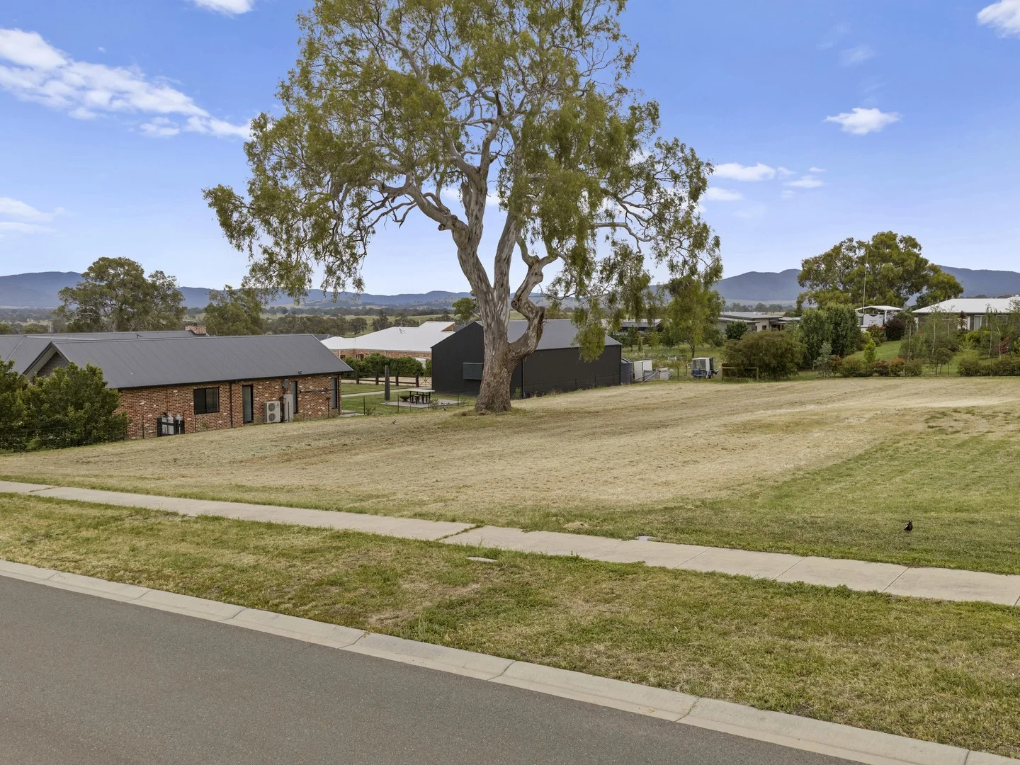 Additional image 2 of 33 Donovans Way, Mansfield VIC 3722