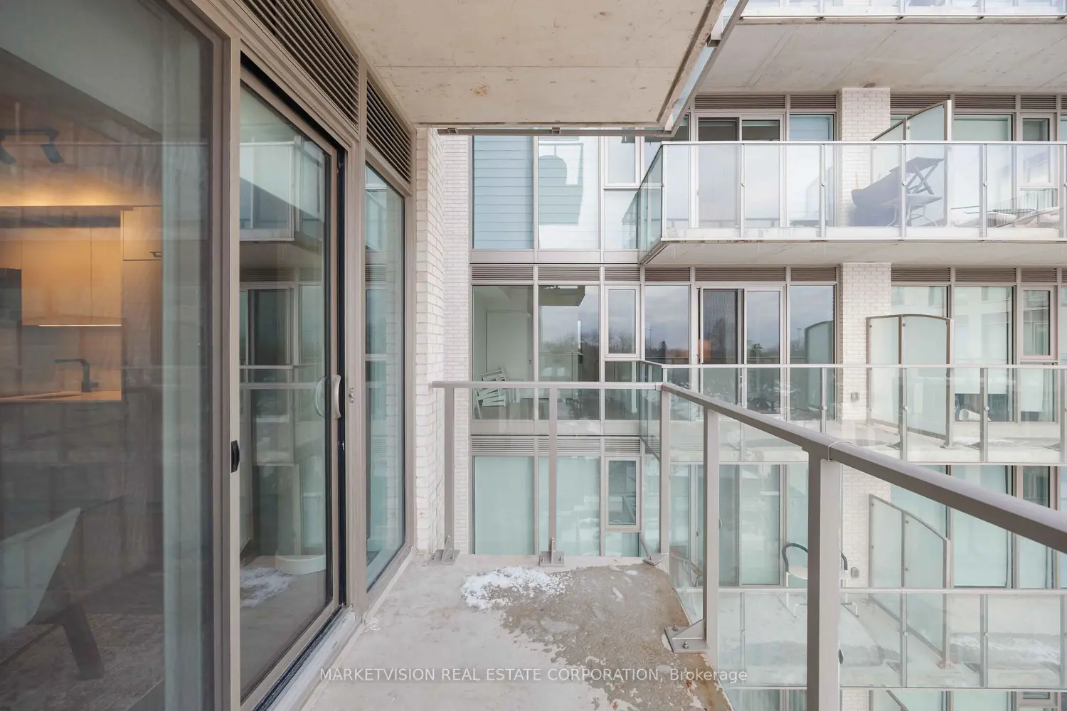 Additional image 11 of 689 The Queensway Street 505