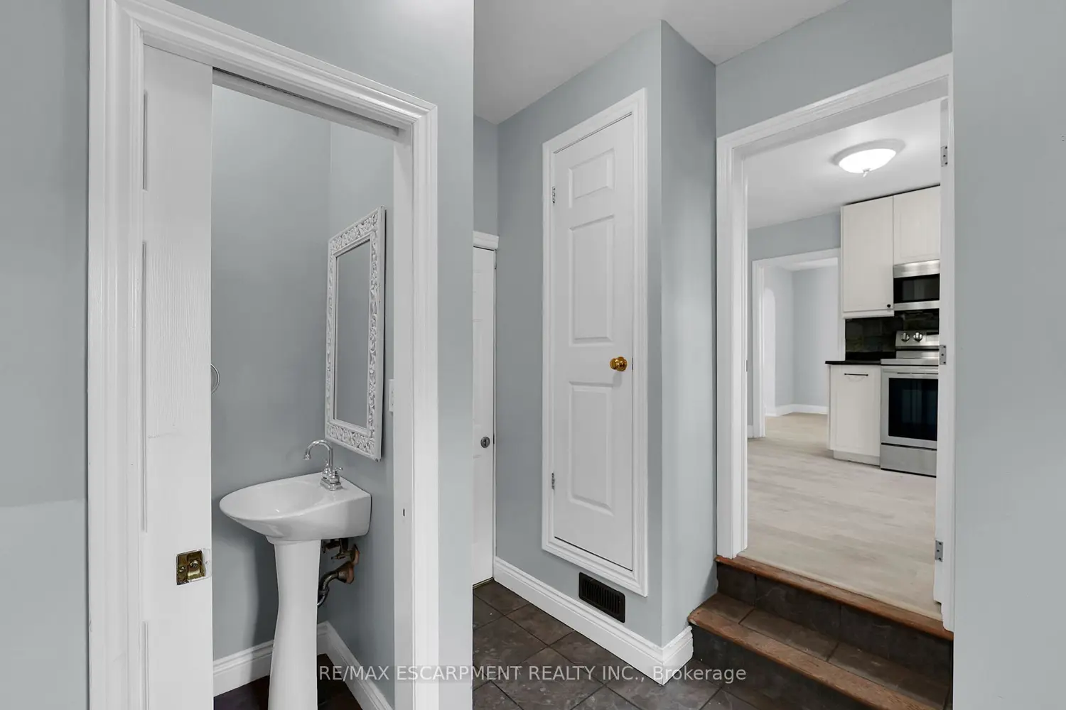 Additional image 8 of 9 Arlington Avenue