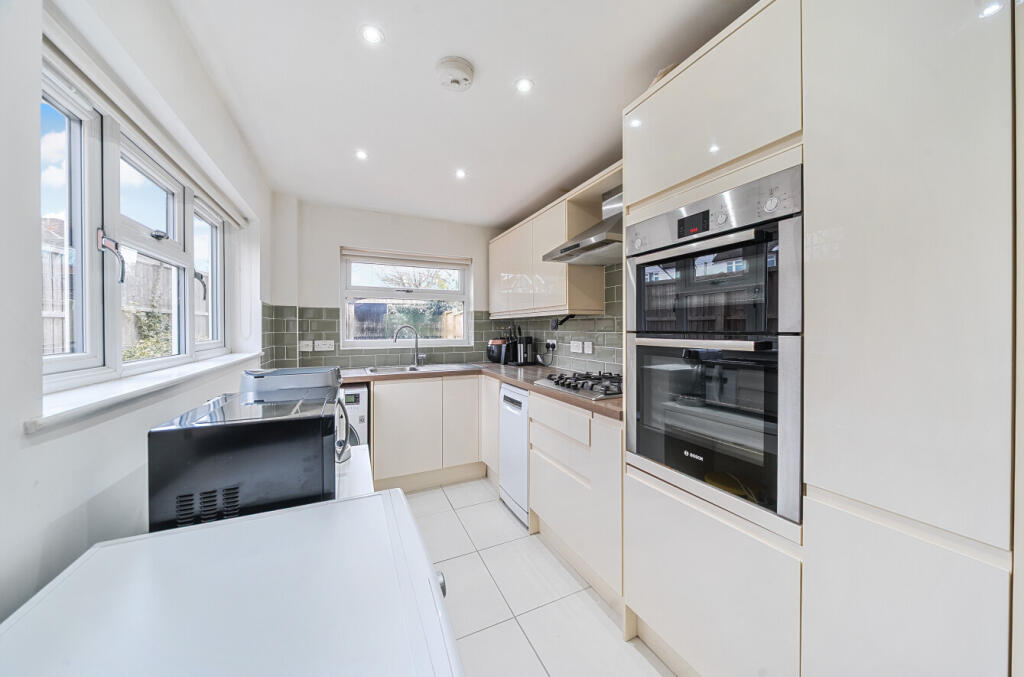 Additional image 4 of Castle Road, St. Albans