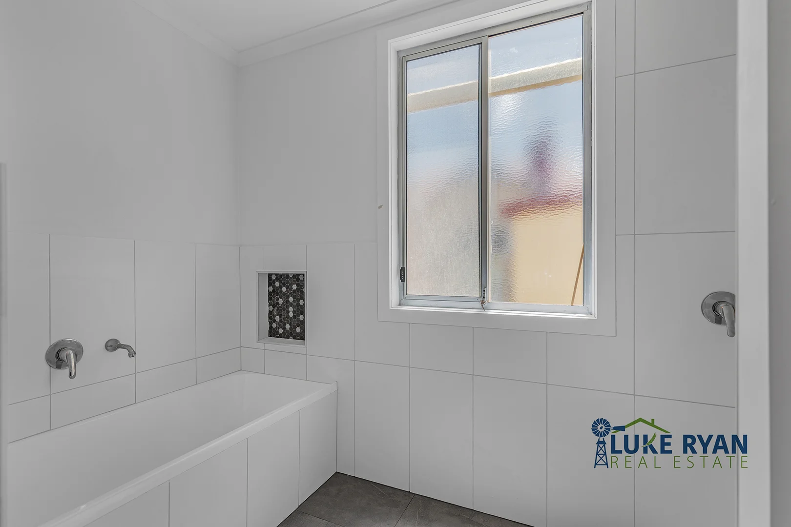 Additional image 12 of 19 King Street, Rochester VIC 3561