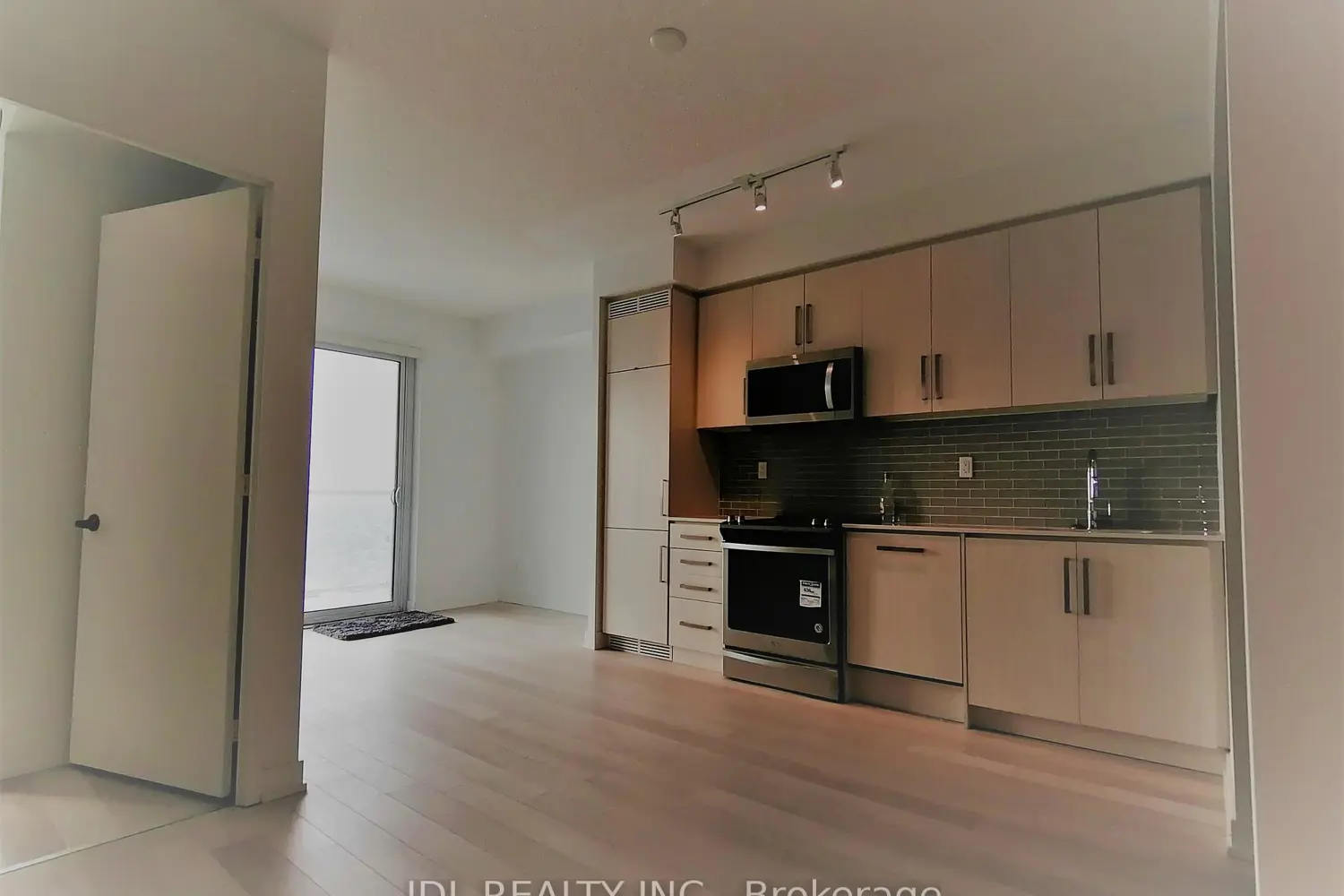 Additional image 3 of 5180 Yonge Street 2112