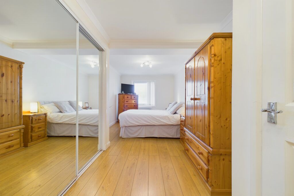 Additional image 17 of 3 bed flat for saleFlat A, 71 Victoria Road, Gourock PA19