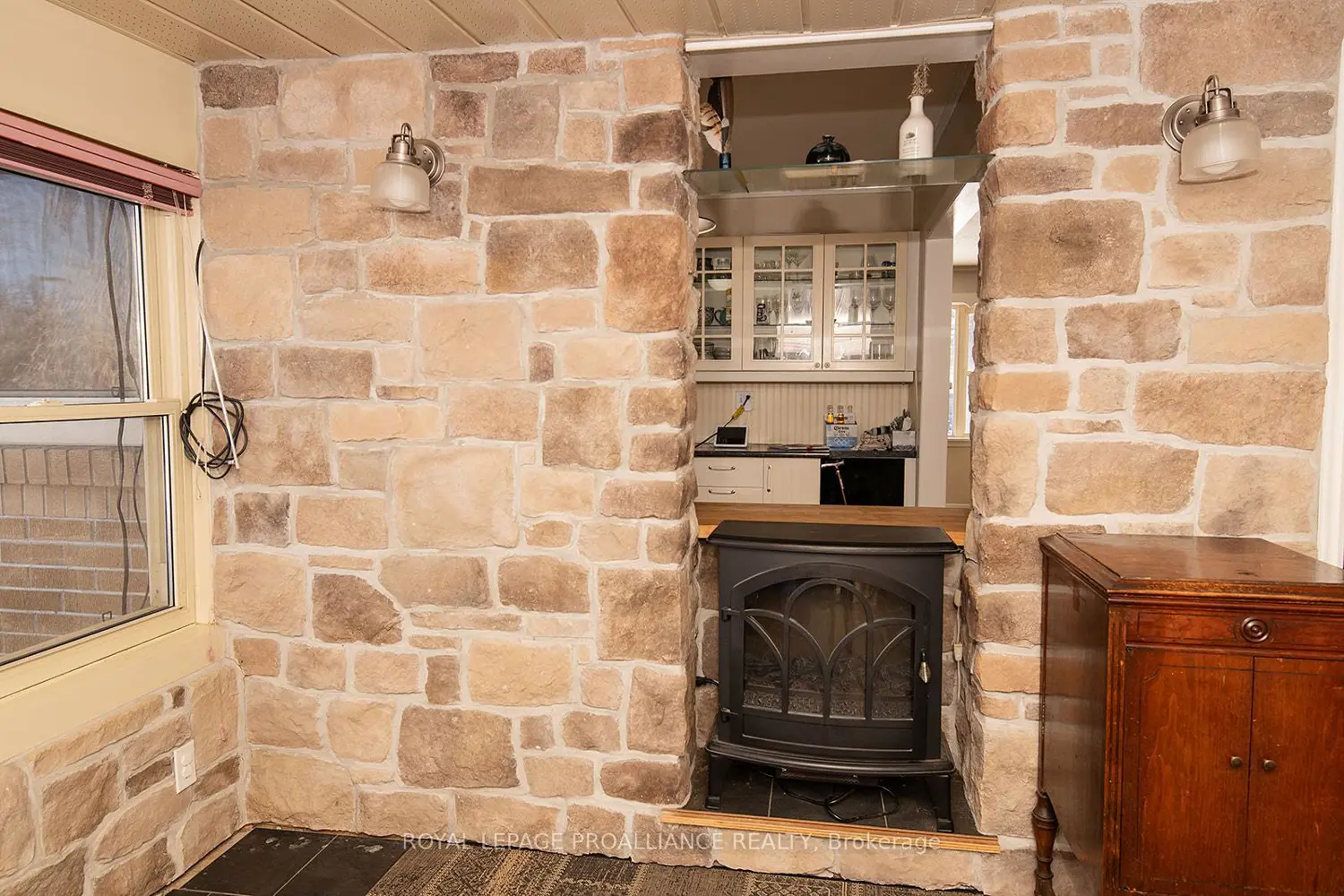 Additional image 12 of 26 Plaza Square