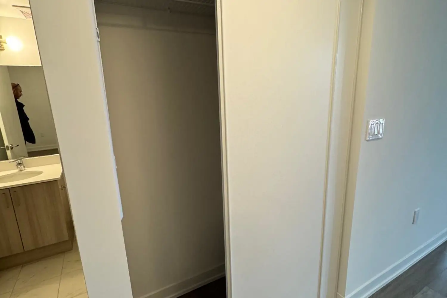 Additional image 8 of 556 Marlee Avenue 314