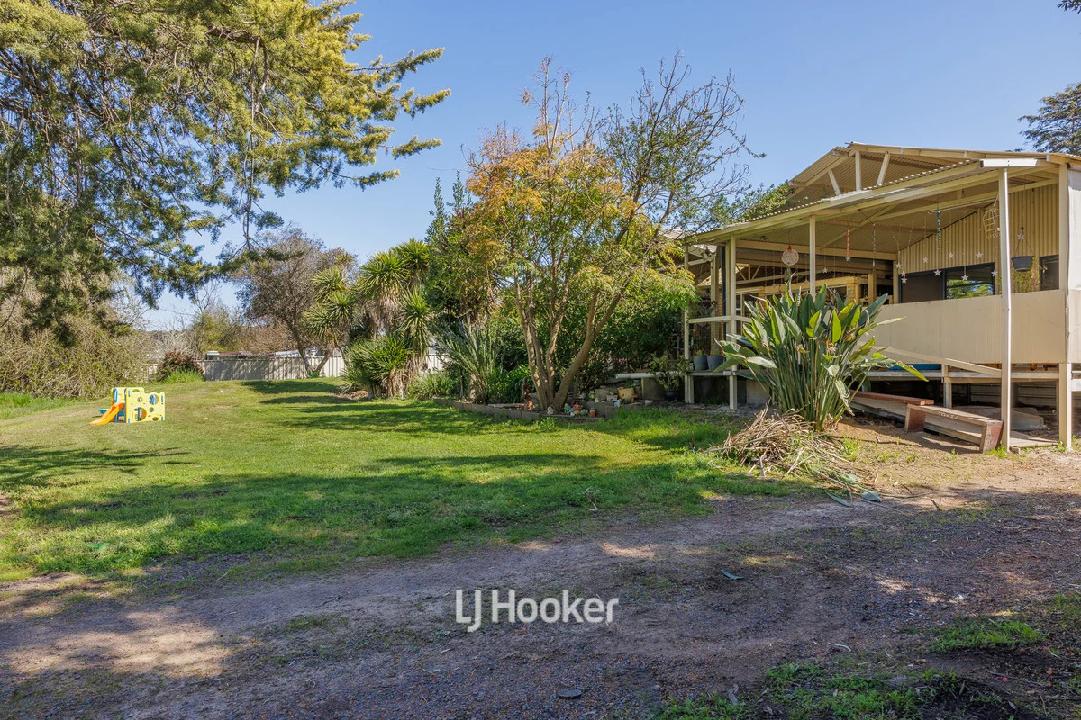 Additional image 27 of 157 Railway Parade, Allanson WA 6225