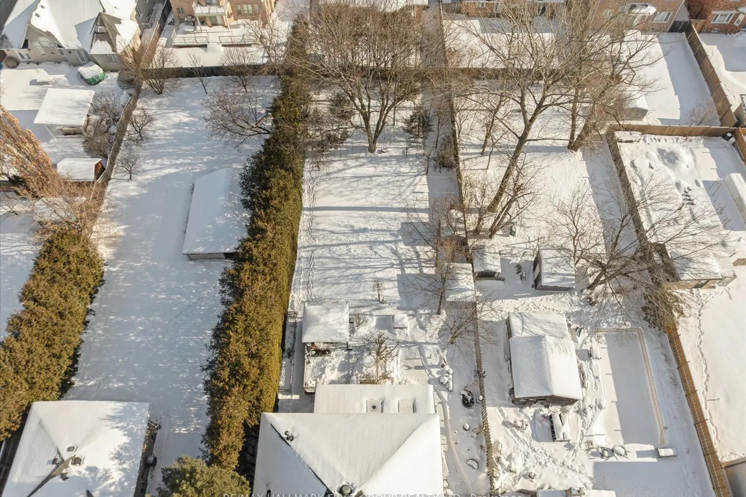 Additional image 20 of 1779 Woodview Avenue