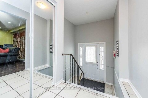 Additional image 8 of 3430 Chipley Crescent, Mississauga, ON, L4T 2E2