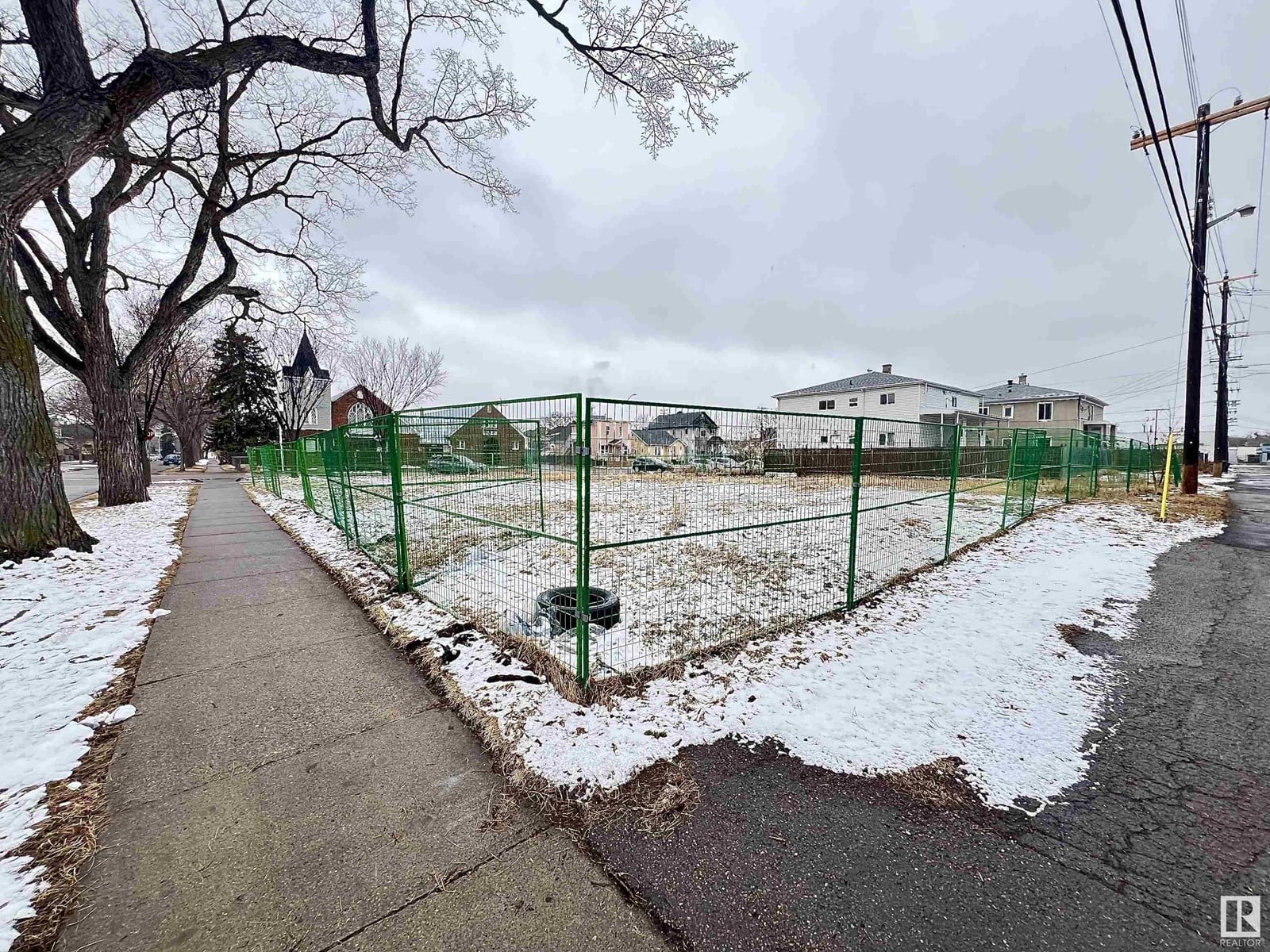 9544 110 Avenue NW, Edmonton, AB, T5H1H4