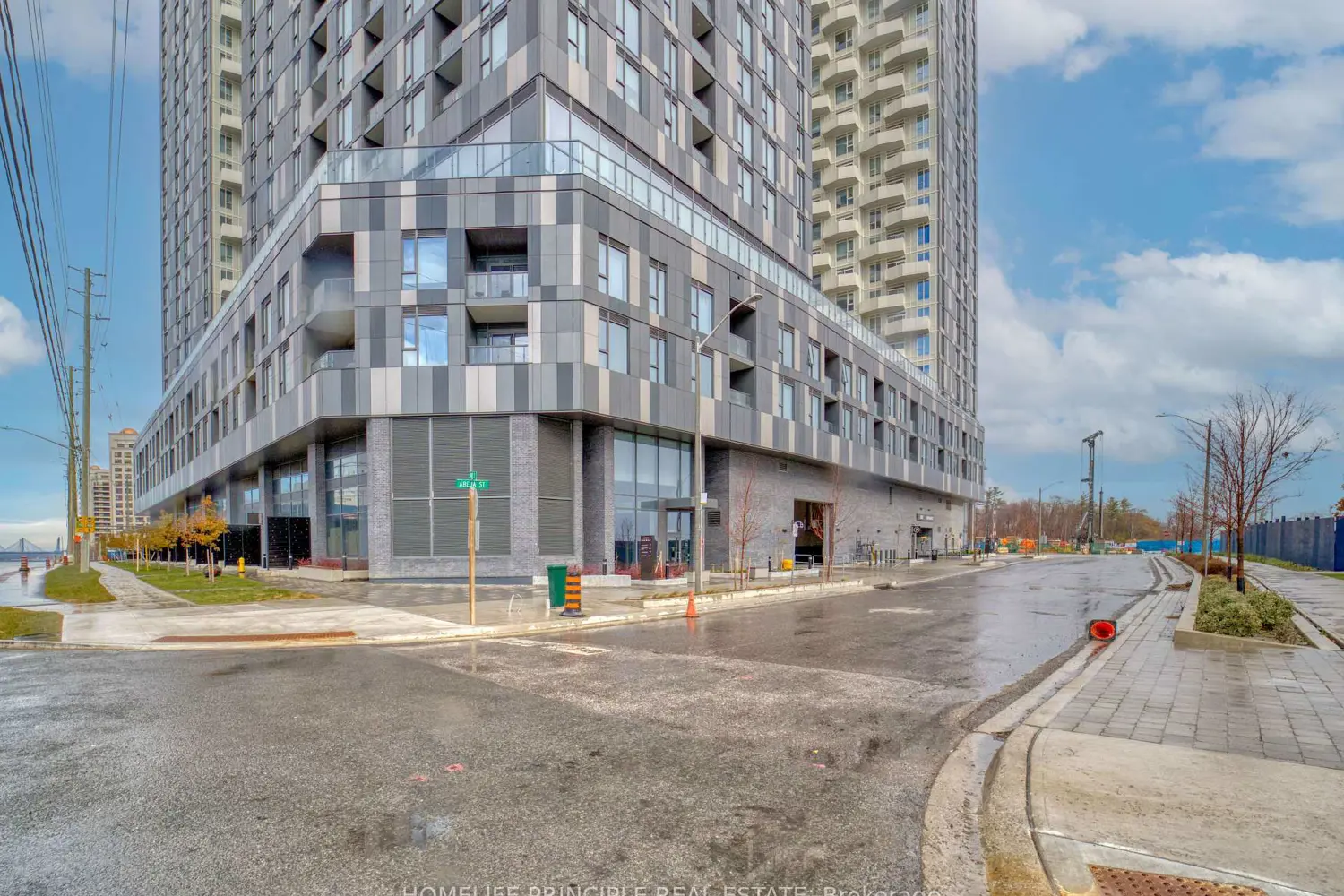 498 Caldari Road 1327 photo 3