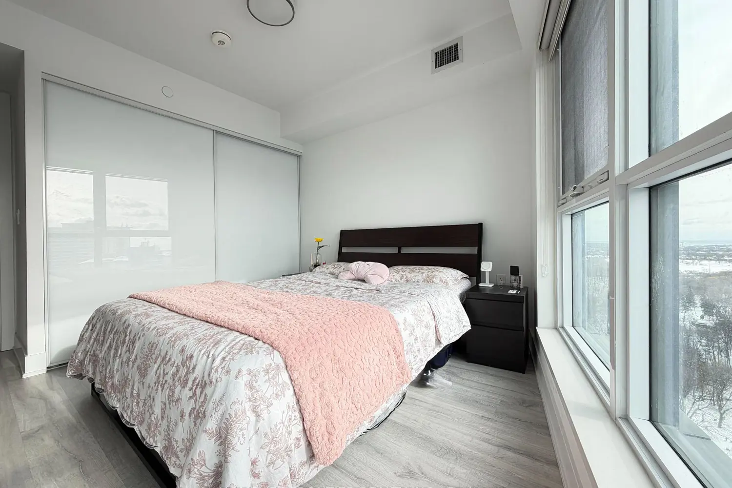 Additional image 11 of 585 Bloor Street 2219