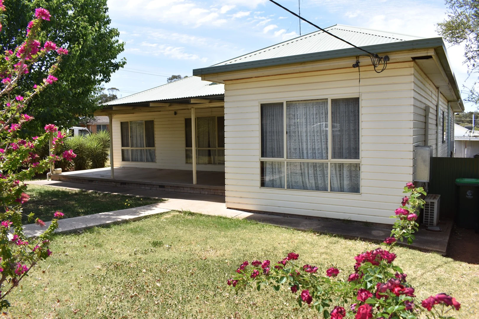 17 Hume Street, Parkes NSW 2870