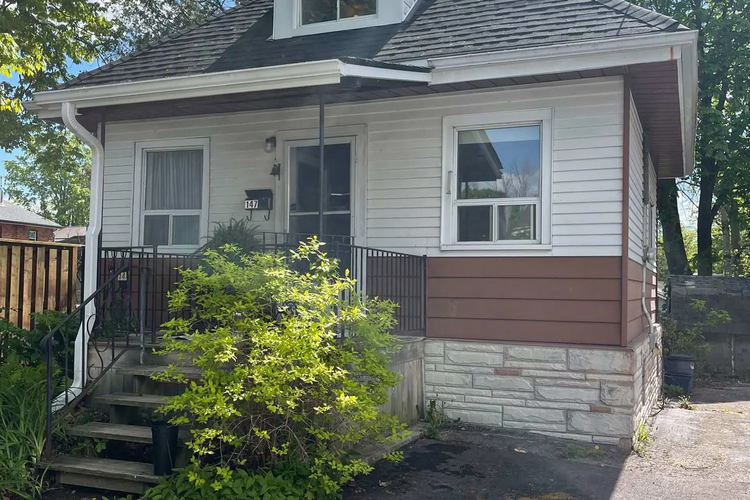 Additional image 12 of 147 Dufferin Street