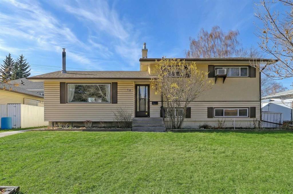 Additional image 3 of 68 West Glen Crescent SW, Calgary, AB, T3C 2X4