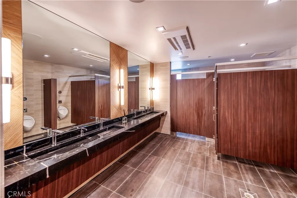 Additional image 38 of 2413 Pacific Coast Highway, Lomita, CA 90717