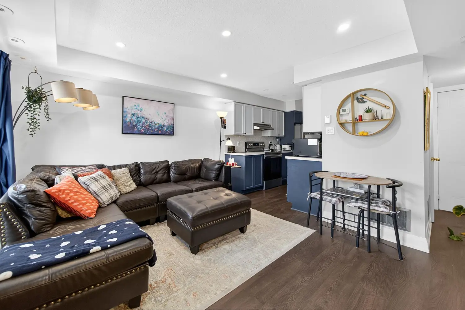 Additional image 8 of 4975 Southhampton Drive 156