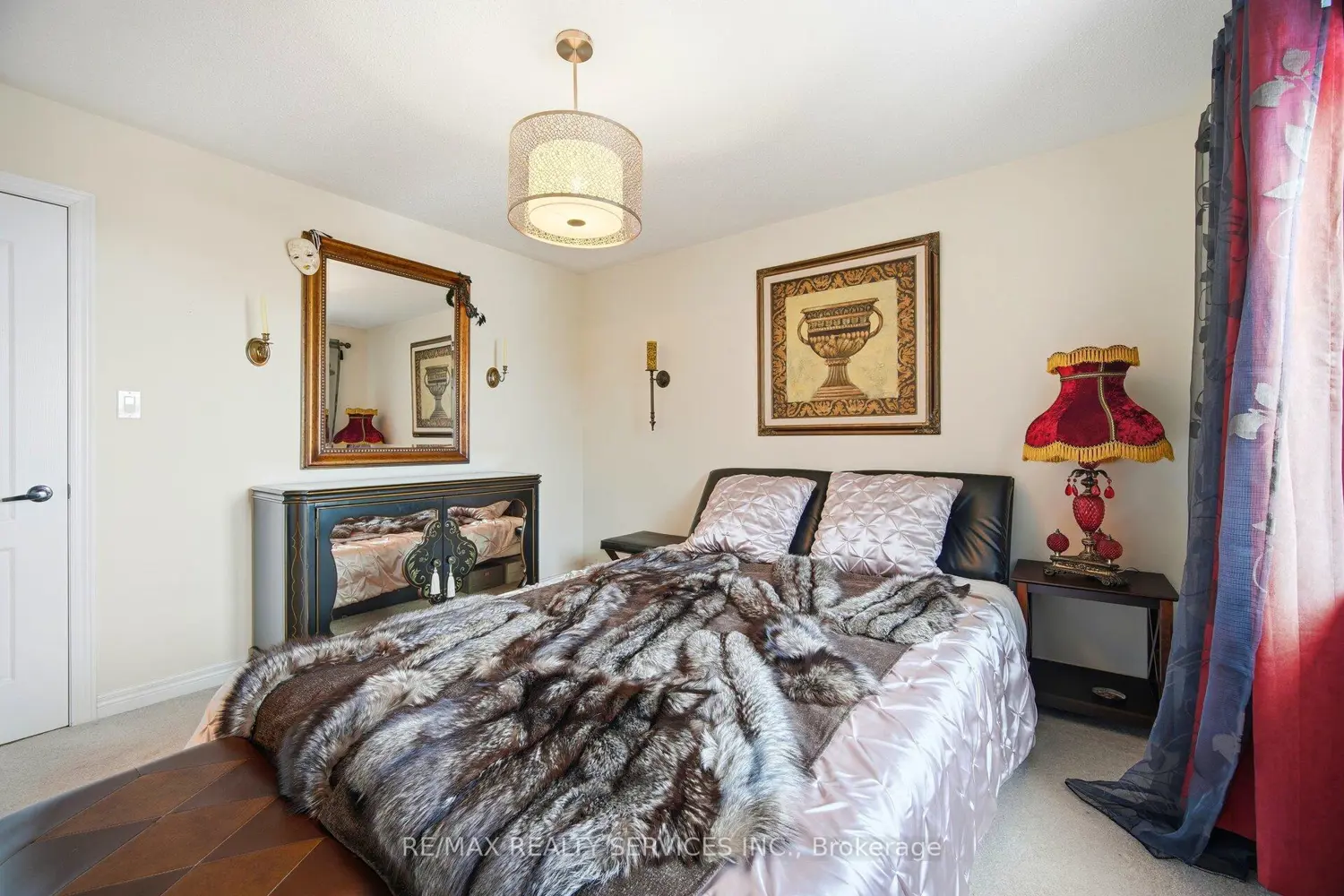 Additional image 13 of 17 Island Grove