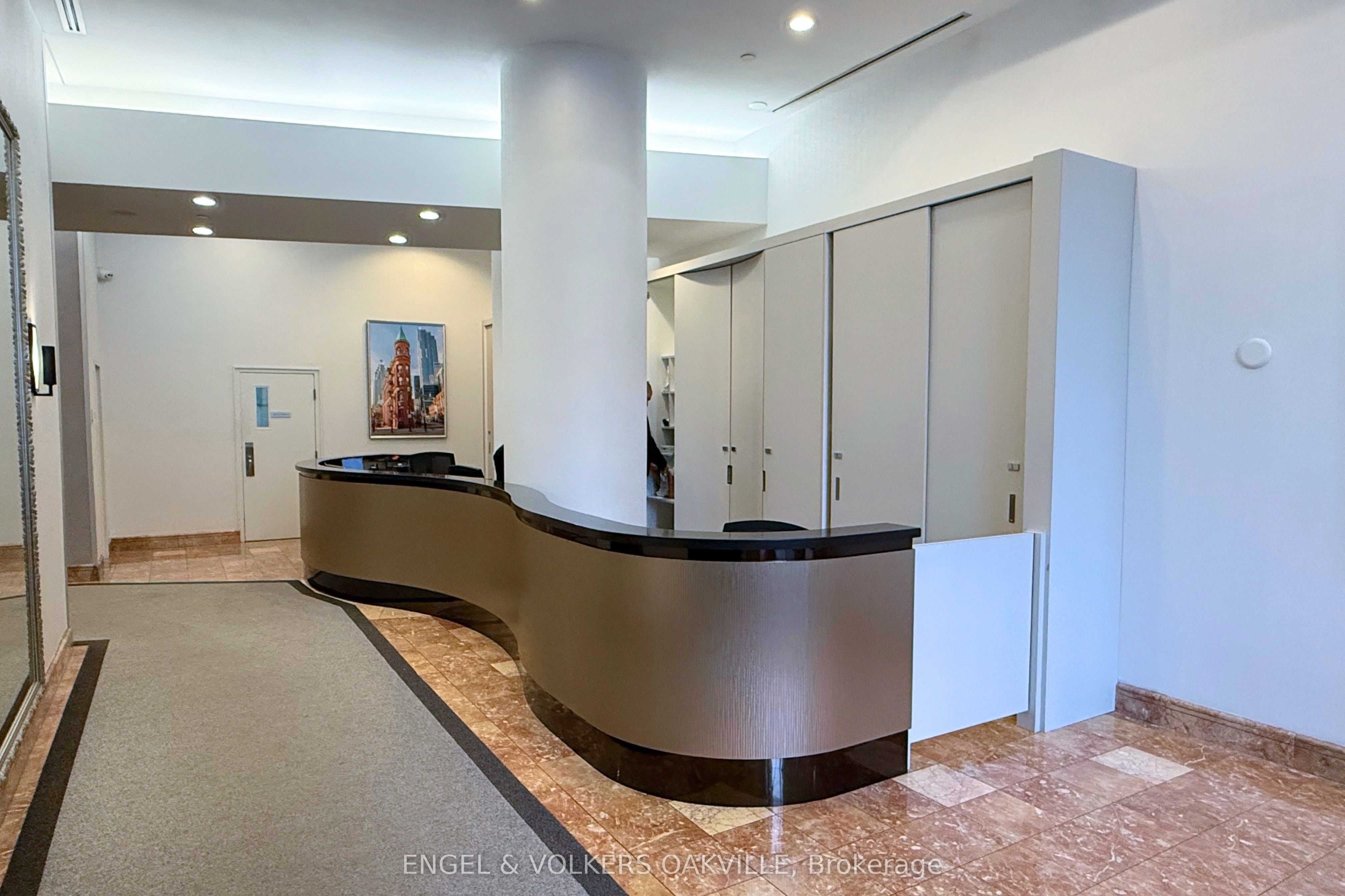 Additional image 3 of 1811-25 The Esplanade N/a, Toronto, ON, M5E 1W5