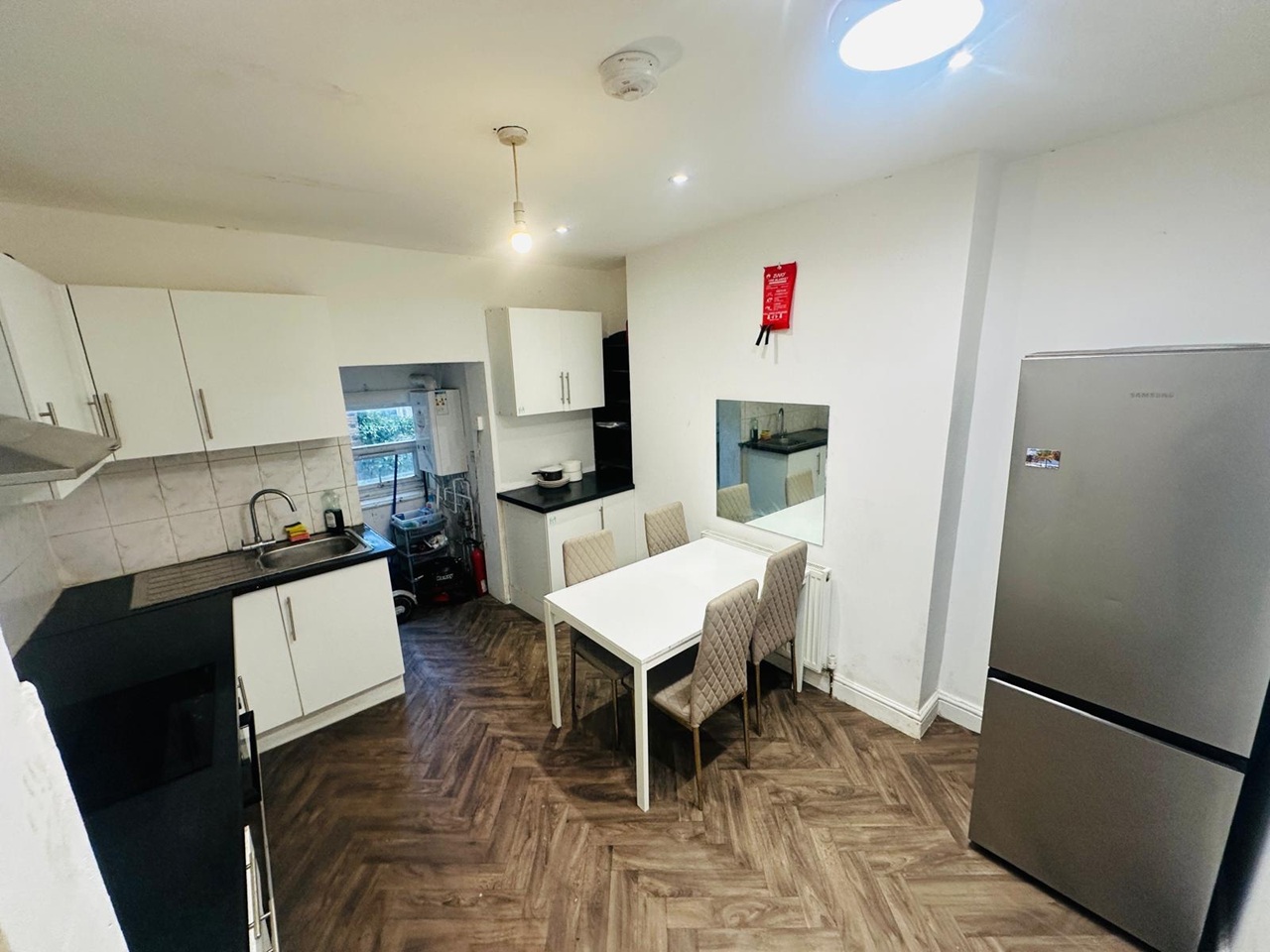 Additional image 8 of Room in a Shared Flat, Portobello Road, W11, N1 7GU