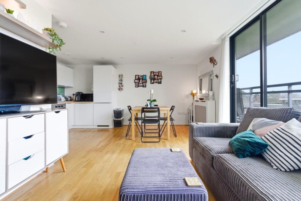 Additional image 7 of Oriel Court, Newsom Place, St. Albans, Hertfordshire, AL1