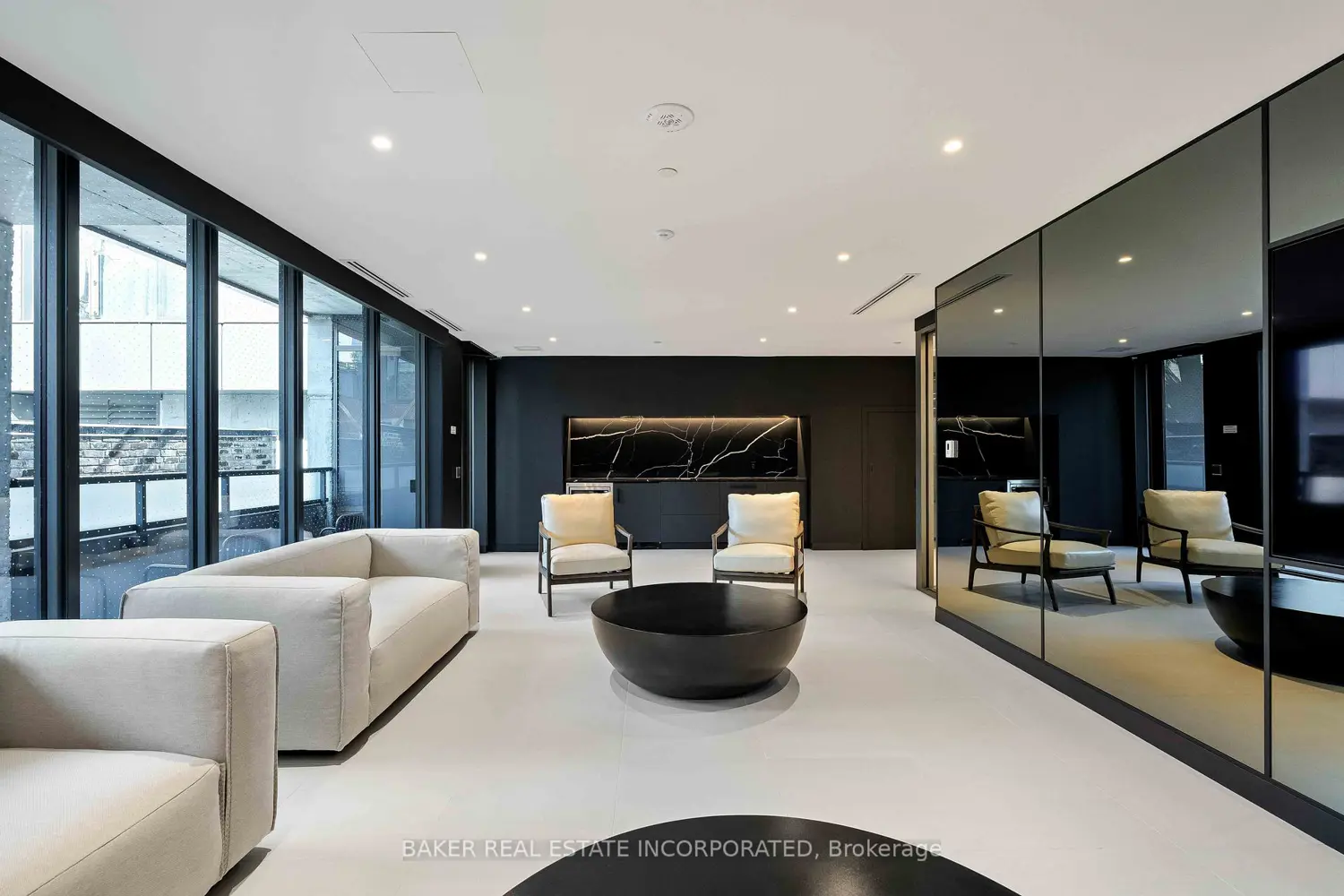 Additional image 14 of 28 Eastern Avenue 705