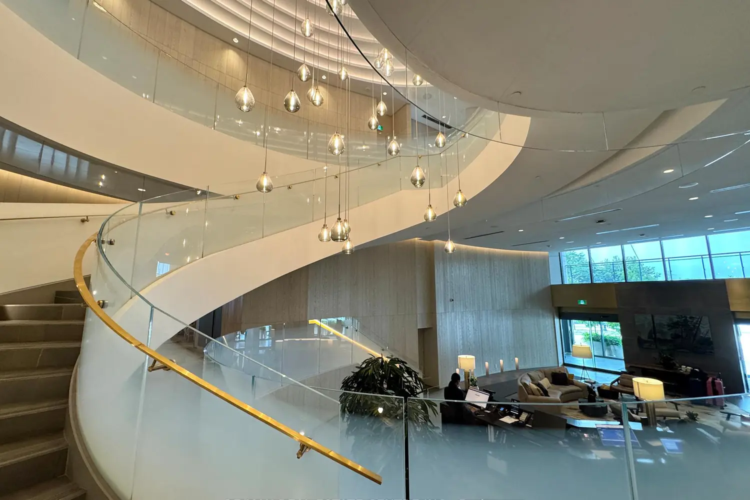 Additional image 17 of 2060 Lakeshore Road 405