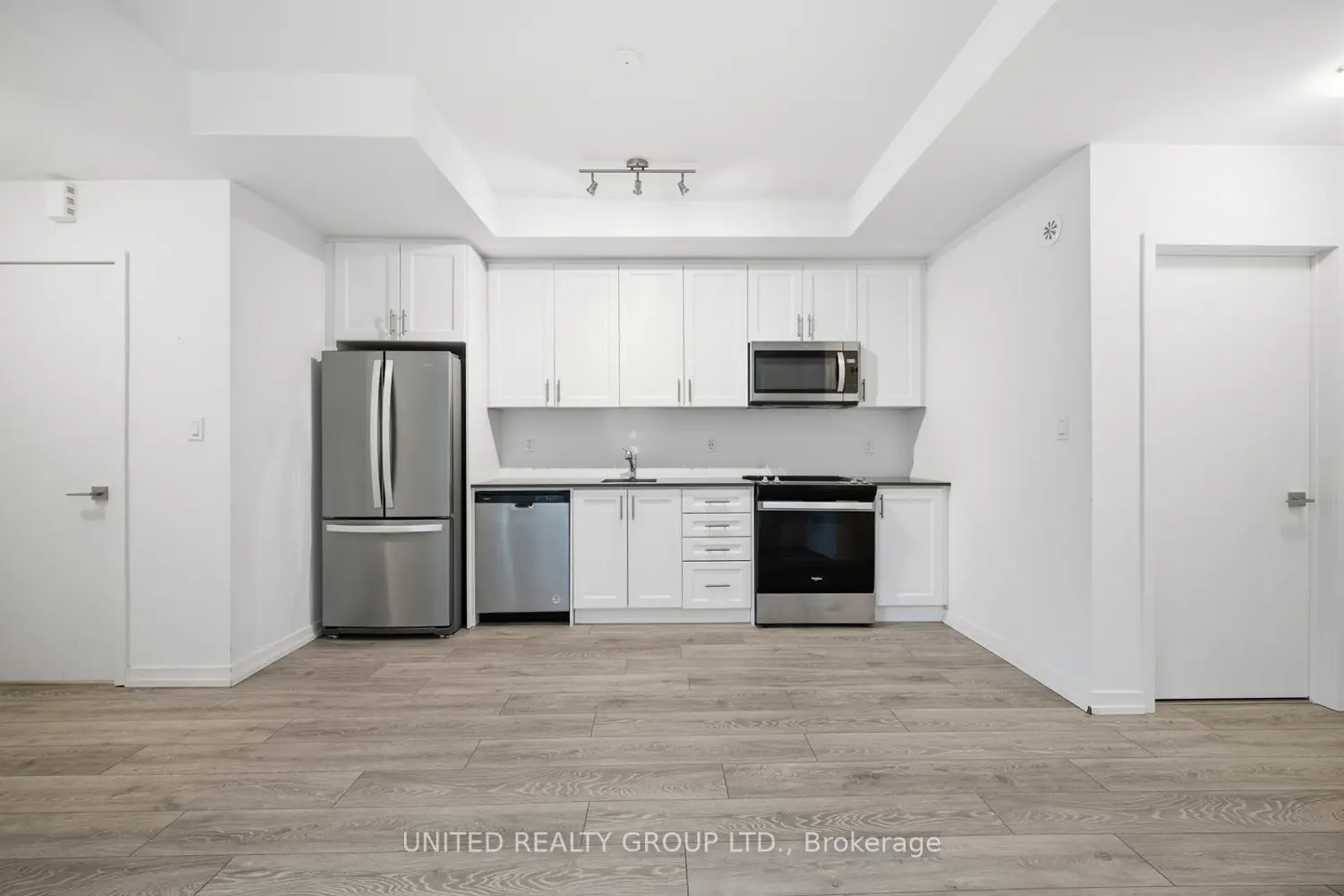 Additional image 9 of 15 Lytham Green Circle 15