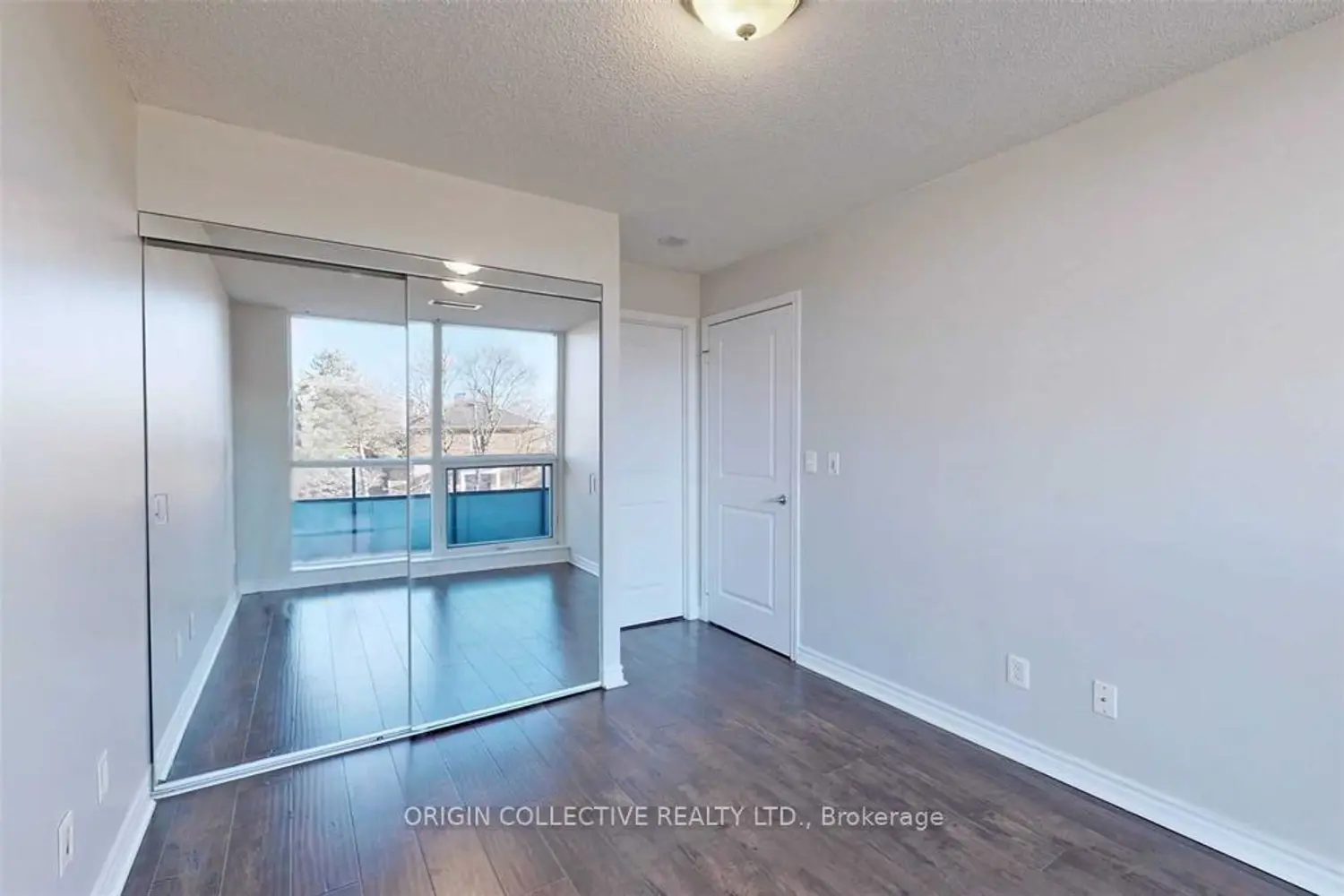 Additional image 9 of 2885 Bayview Avenue 218