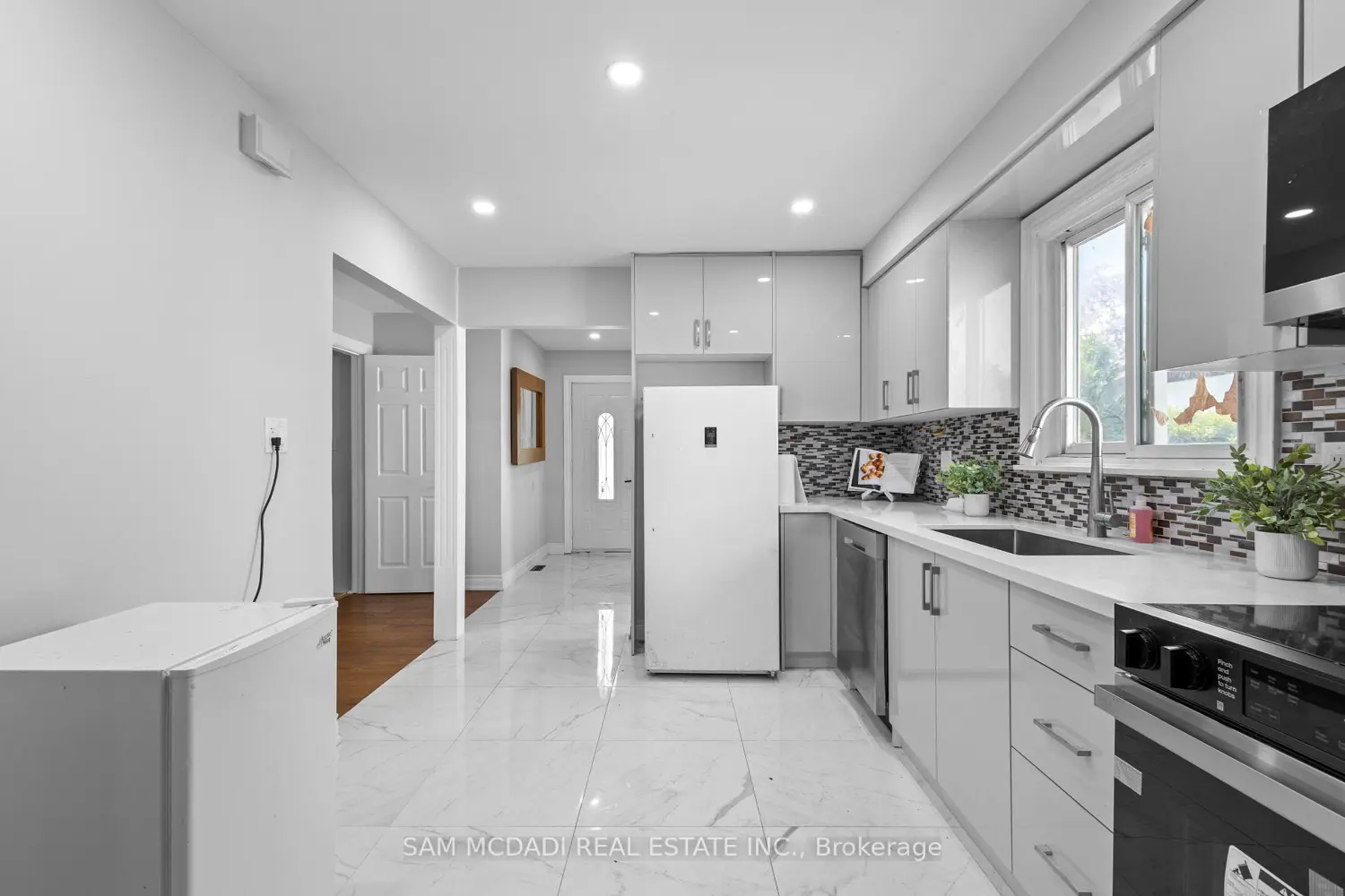 Additional image 6 of 6755 Segovia Road